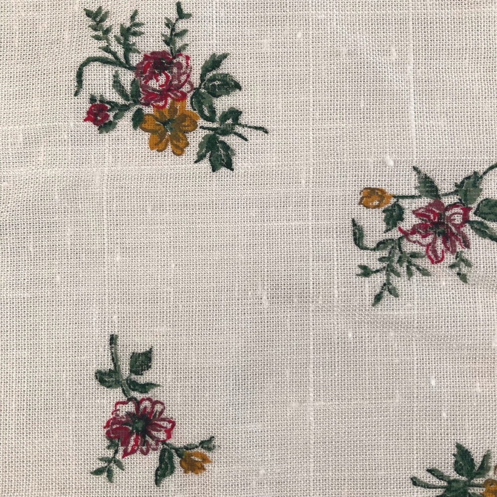 Vintage White Floral Printed Linen Style Fabric 11 Yards